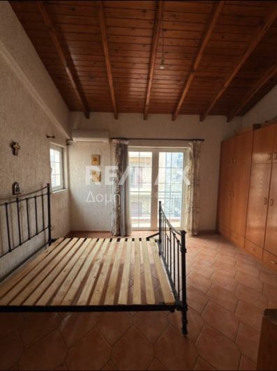 Image No.11-2 Bed Maisonette for sale