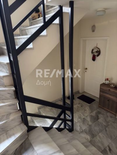 Image No.14-2 Bed Maisonette for sale
