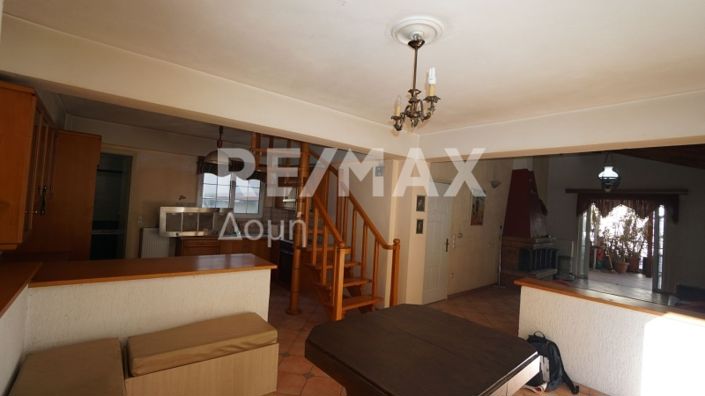 Image No.16-2 Bed Maisonette for sale