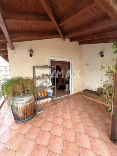 Image No.8-2 Bed Maisonette for sale