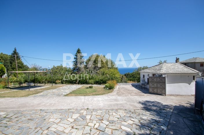 Image No.10-6 Bed Apartment for sale