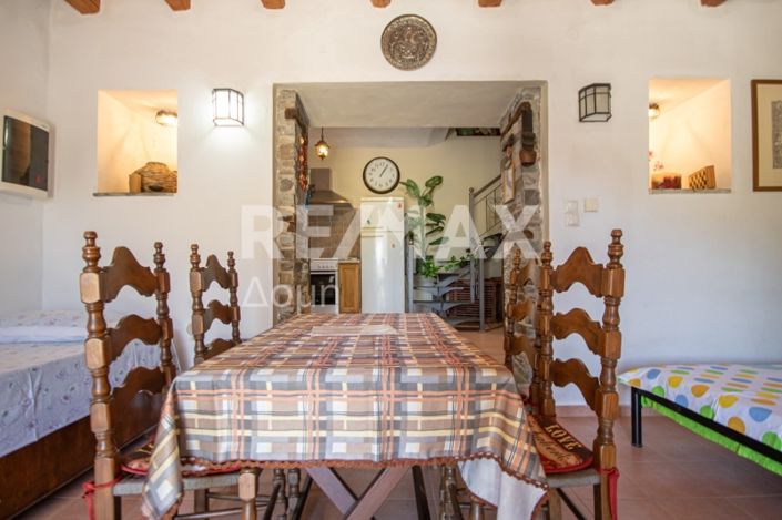 Image No.23-6 Bed Apartment for sale