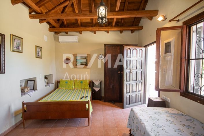 Image No.50-6 Bed Apartment for sale