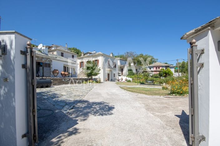 Image No.7-6 Bed Apartment for sale