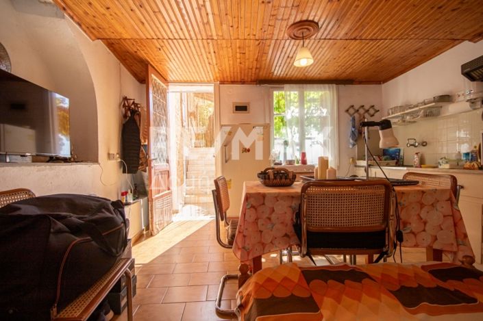 Image No.16-3 Bed Property for sale