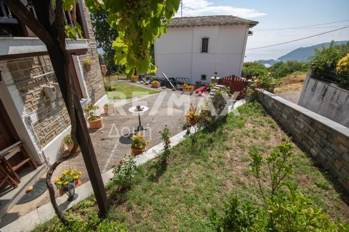 Image No.25-3 Bed Property for sale