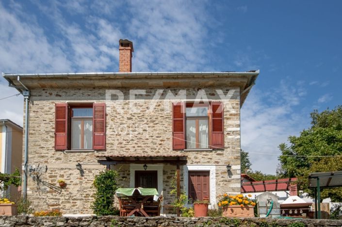 Image No.38-3 Bed Property for sale