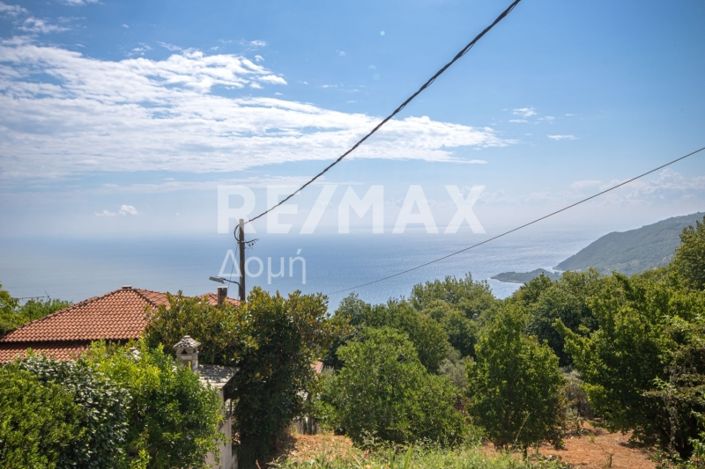 Image No.52-3 Bed Property for sale