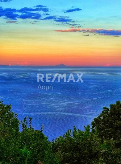 Image No.56-3 Bed Property for sale