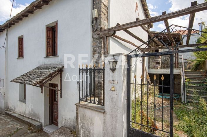 Image No.1-5 Bed House for sale
