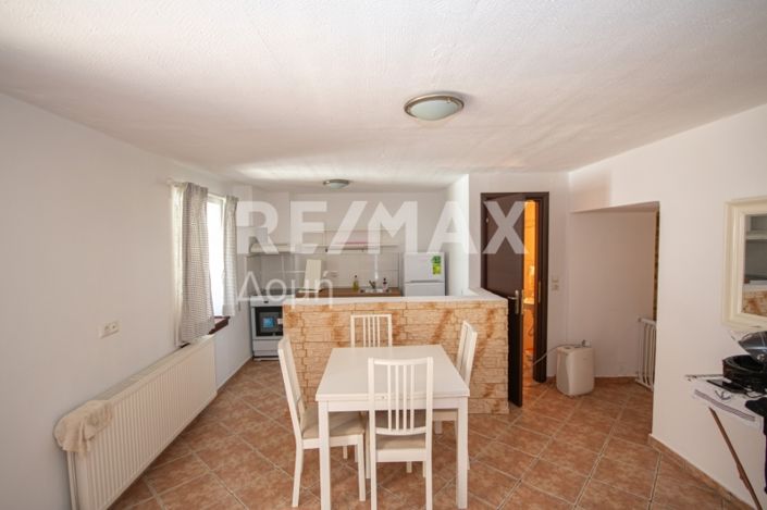 Image No.24-5 Bed House for sale