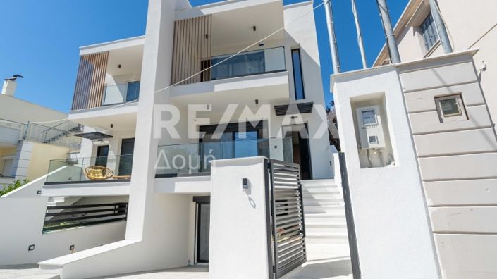 Image No.19-2 Bed Maisonette for sale