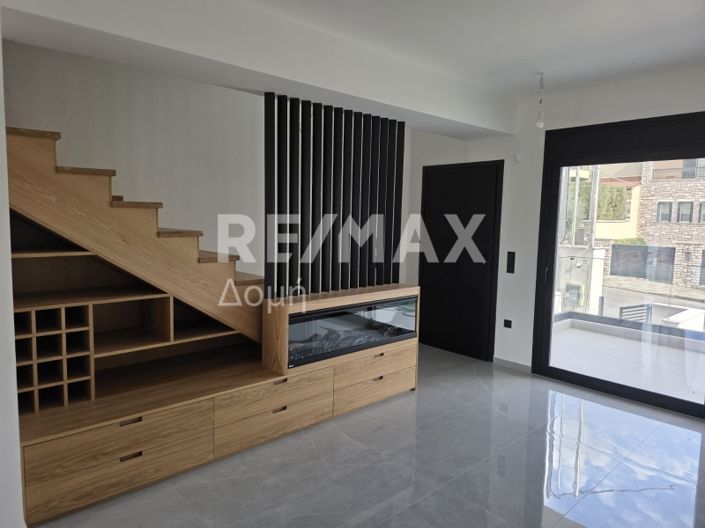 Image No.5-2 Bed Maisonette for sale