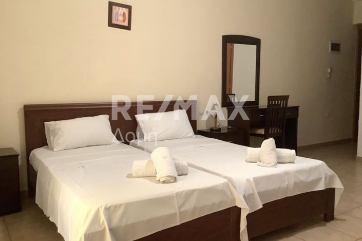 Image No.17-10 Bed Hotel for sale