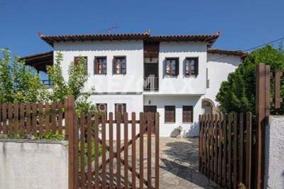 4 Bed Property for sale