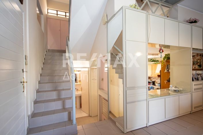 Image No.35-4 Bed Maisonette for sale