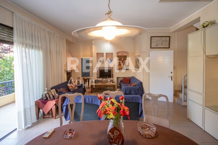 Image No.38-4 Bed Maisonette for sale