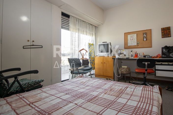 Image No.54-4 Bed Maisonette for sale