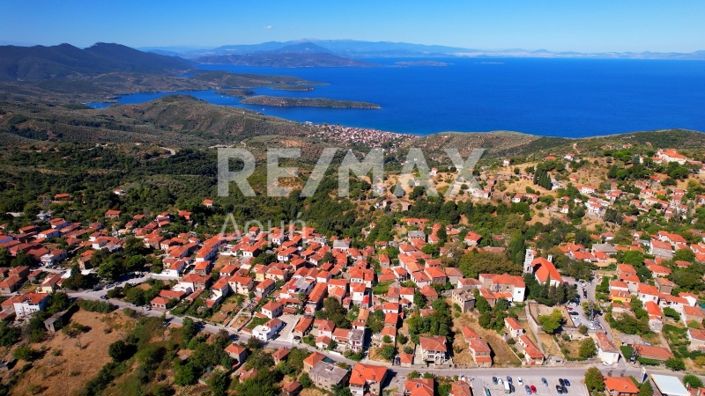 Image No.43-2 Bed House for sale