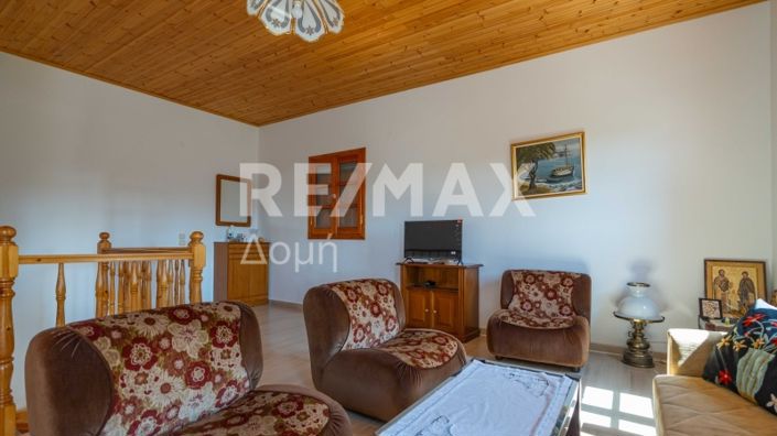 Image No.28-3 Bed Maisonette for sale