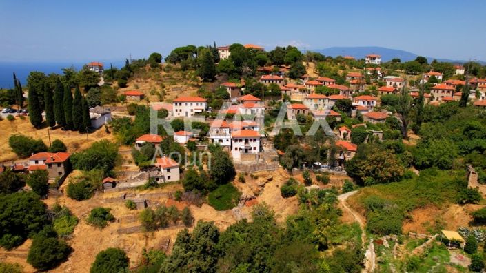 Image No.47-3 Bed Maisonette for sale