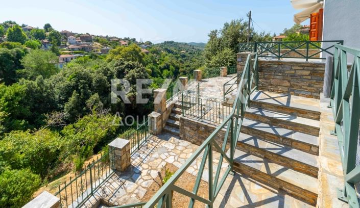 Image No.6-3 Bed Maisonette for sale