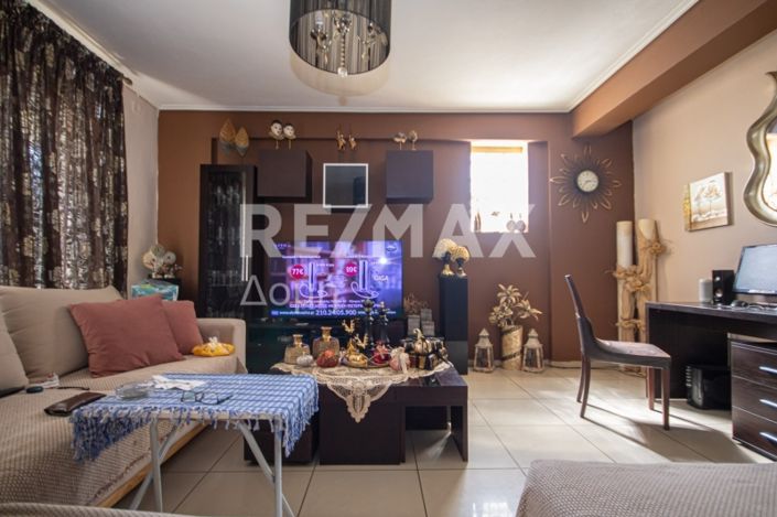 Image No.19-9 Bed Property for sale