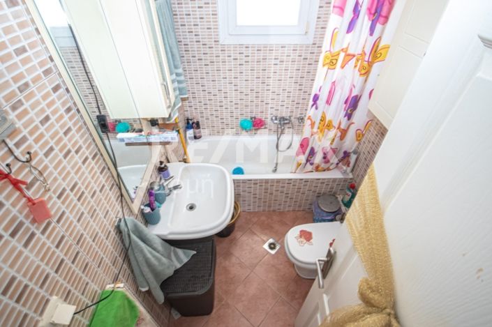 Image No.22-9 Bed Property for sale