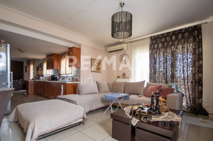 Image No.24-9 Bed Property for sale