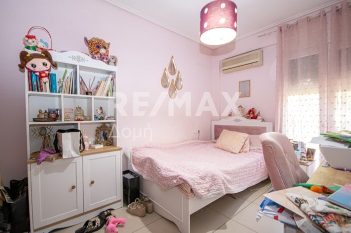 Image No.33-9 Bed Property for sale