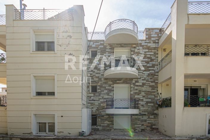 Image No.4-9 Bed Property for sale