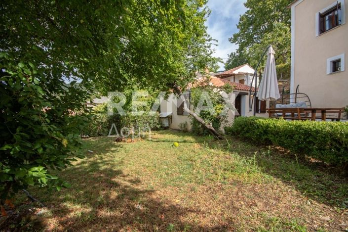 Image No.16-3 Bed House for sale