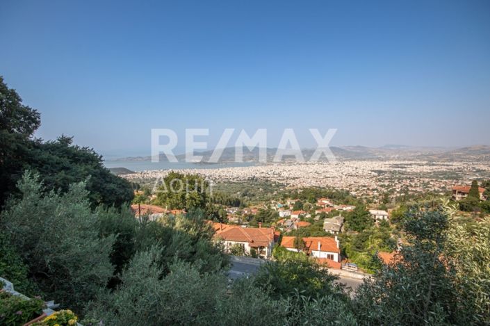 Image No.37-4 Bed Maisonette for sale