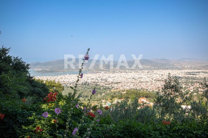 Image No.48-4 Bed Maisonette for sale