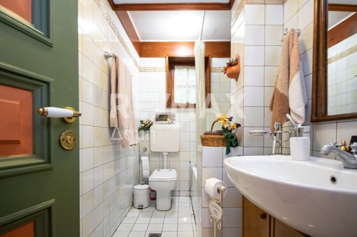 Image No.21-4 Bed Maisonette for sale