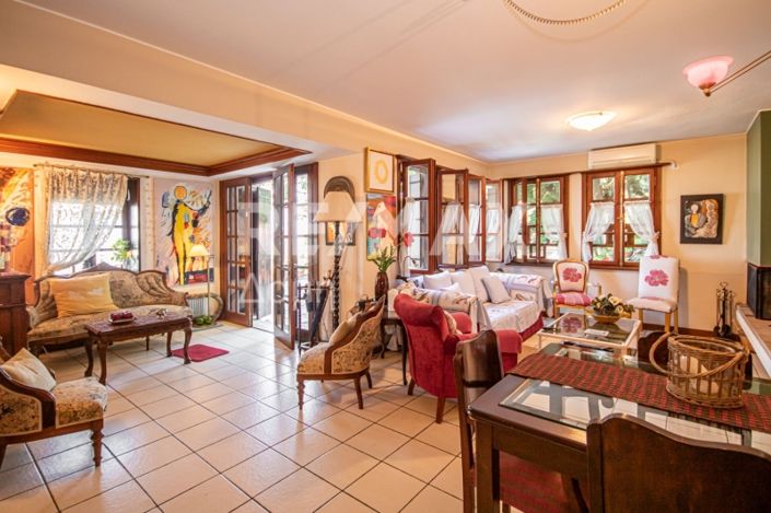 Image No.58-4 Bed Maisonette for sale