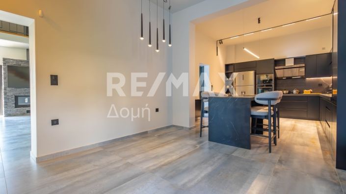 Image No.16-4 Bed Maisonette for sale