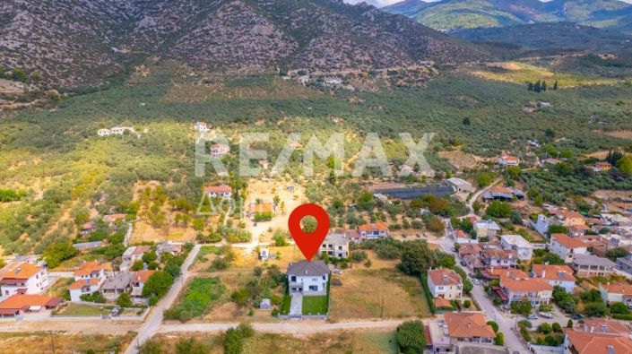 Image No.35-4 Bed Maisonette for sale