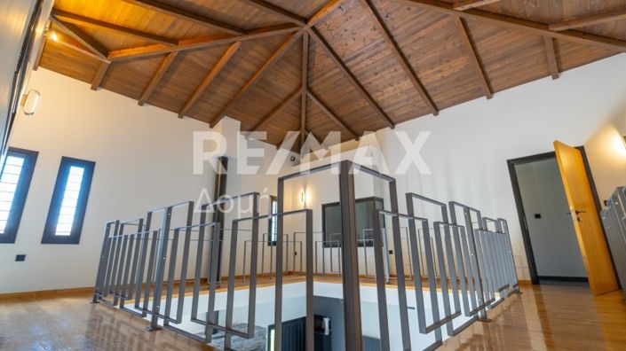 Image No.37-4 Bed Maisonette for sale