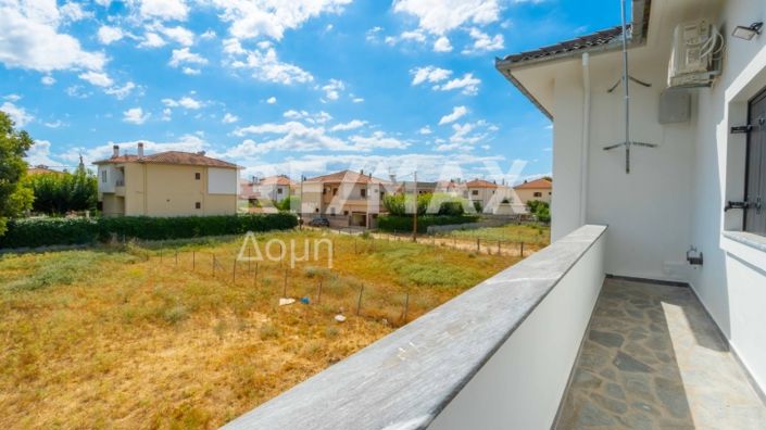 Image No.50-4 Bed Maisonette for sale