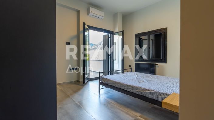 Image No.54-4 Bed Maisonette for sale