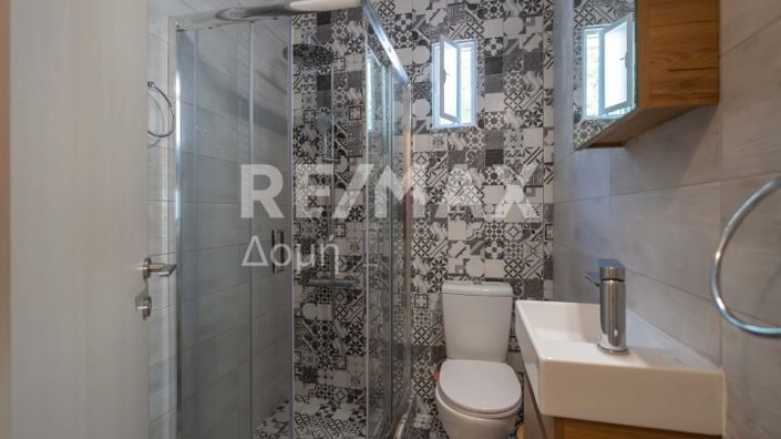 Image No.15-2 Bed Property for sale