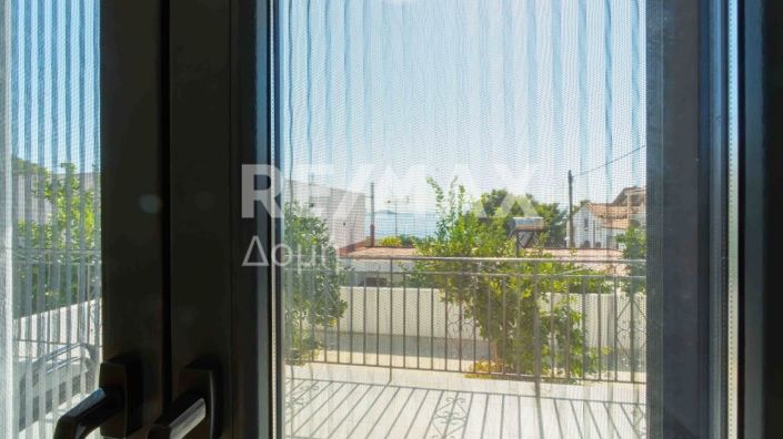 Image No.30-2 Bed Property for sale