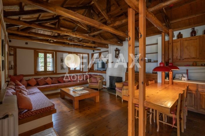 Image No.17-5 Bed Property for sale