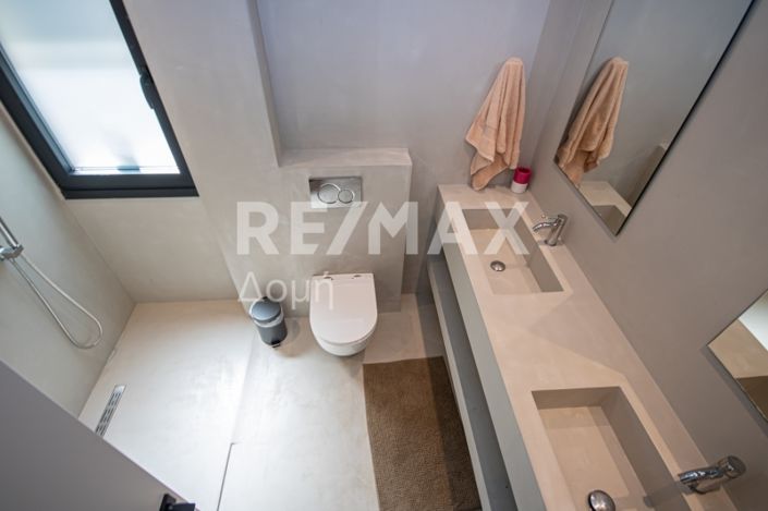 Image No.13-5 Bed Maisonette for sale