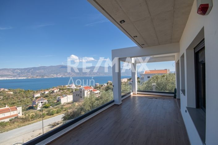 Image No.17-5 Bed Maisonette for sale