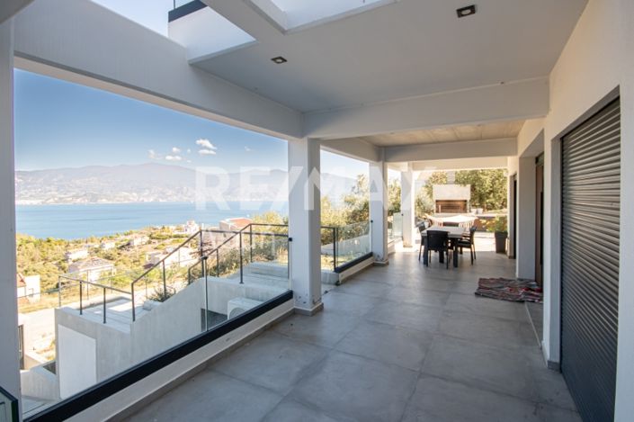 Image No.32-5 Bed Maisonette for sale