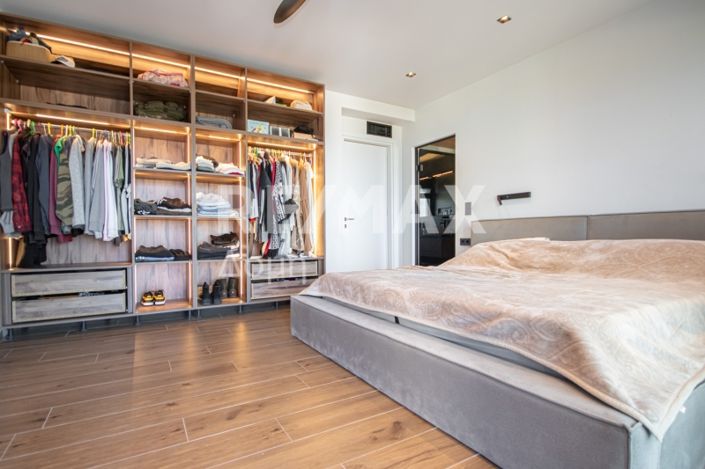 Image No.51-5 Bed Maisonette for sale