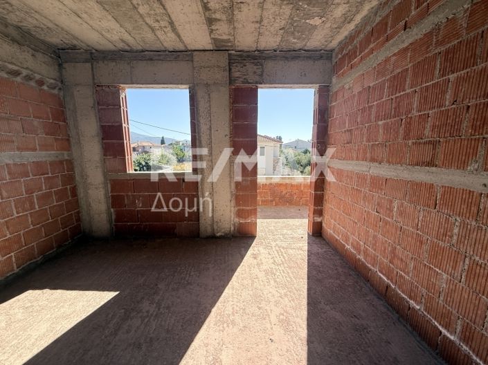 Image No.28-3 Bed Maisonette for sale