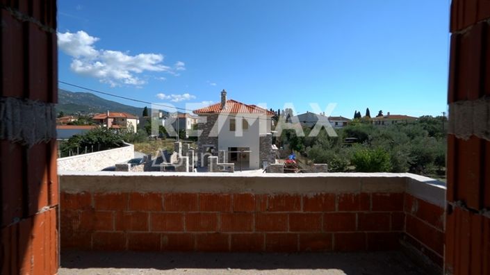 Image No.32-3 Bed Maisonette for sale